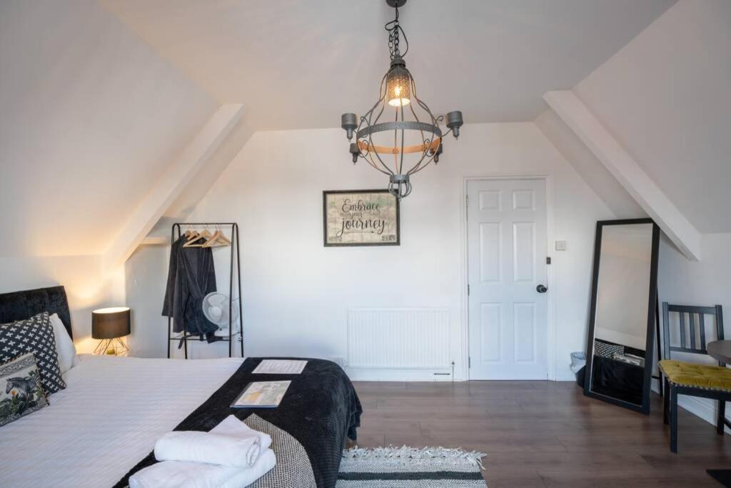 Phenix Central - Huge 3 Bed, Super Equipped Apartment. Cardiff Exterior foto
